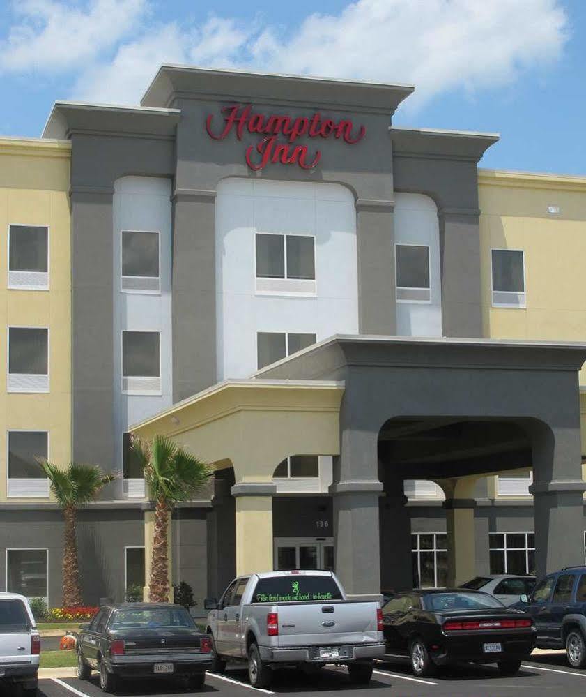 Hampton Inn By Hilton Leesville Fort Johnson Exterior photo